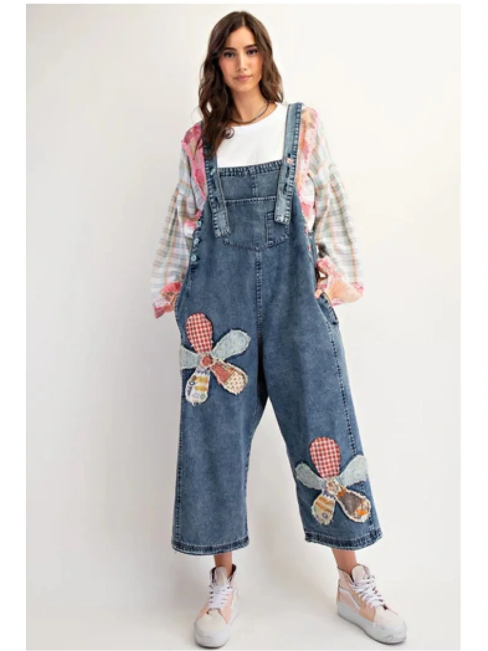 New:Easel Mixed Patchwork Flower Appliqué Boho Wide Leg Denim Jumper Overalls• M - Picture 2 of 7